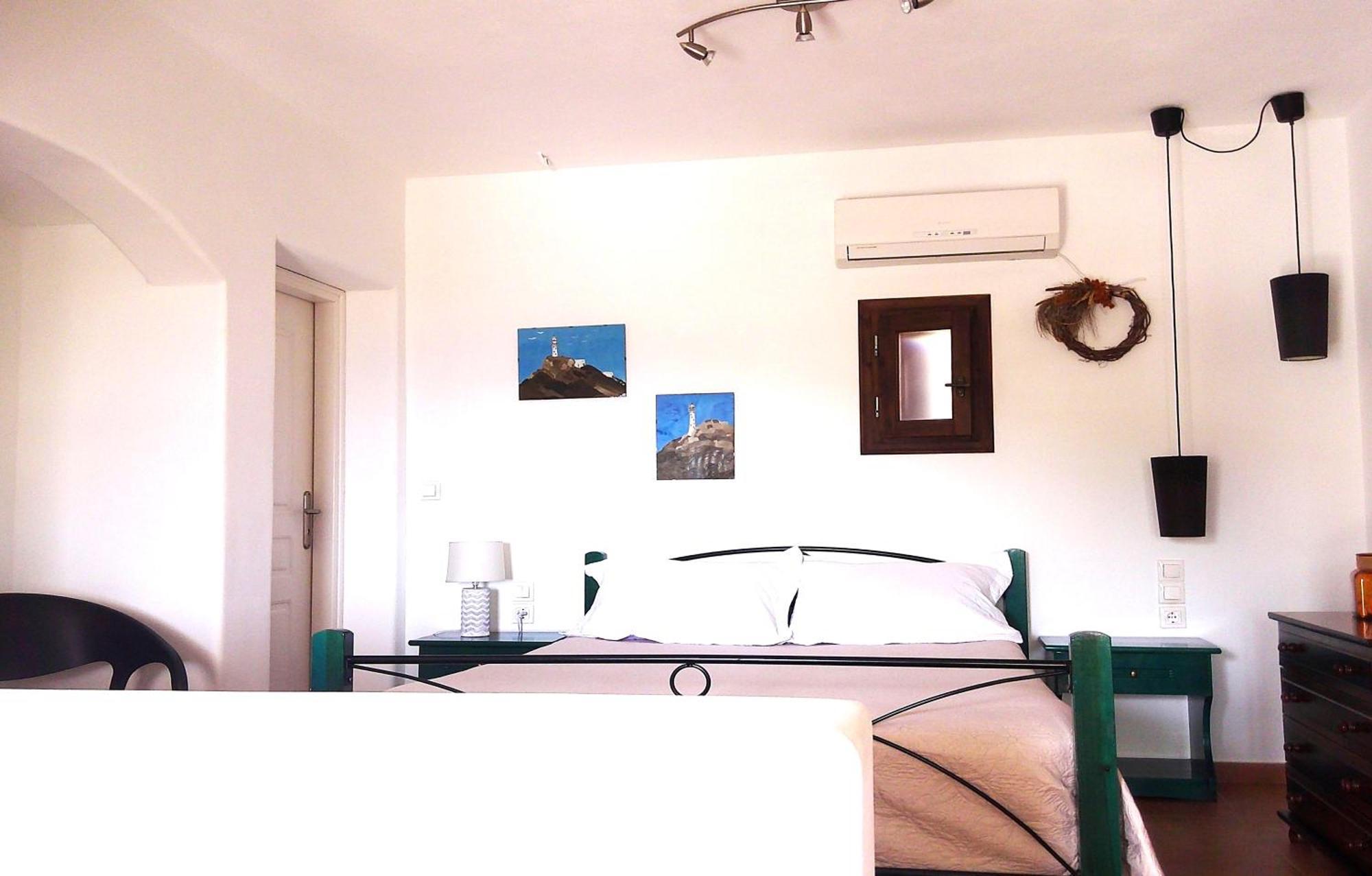 Agnanti Studios - Sikinos Bagian luar foto